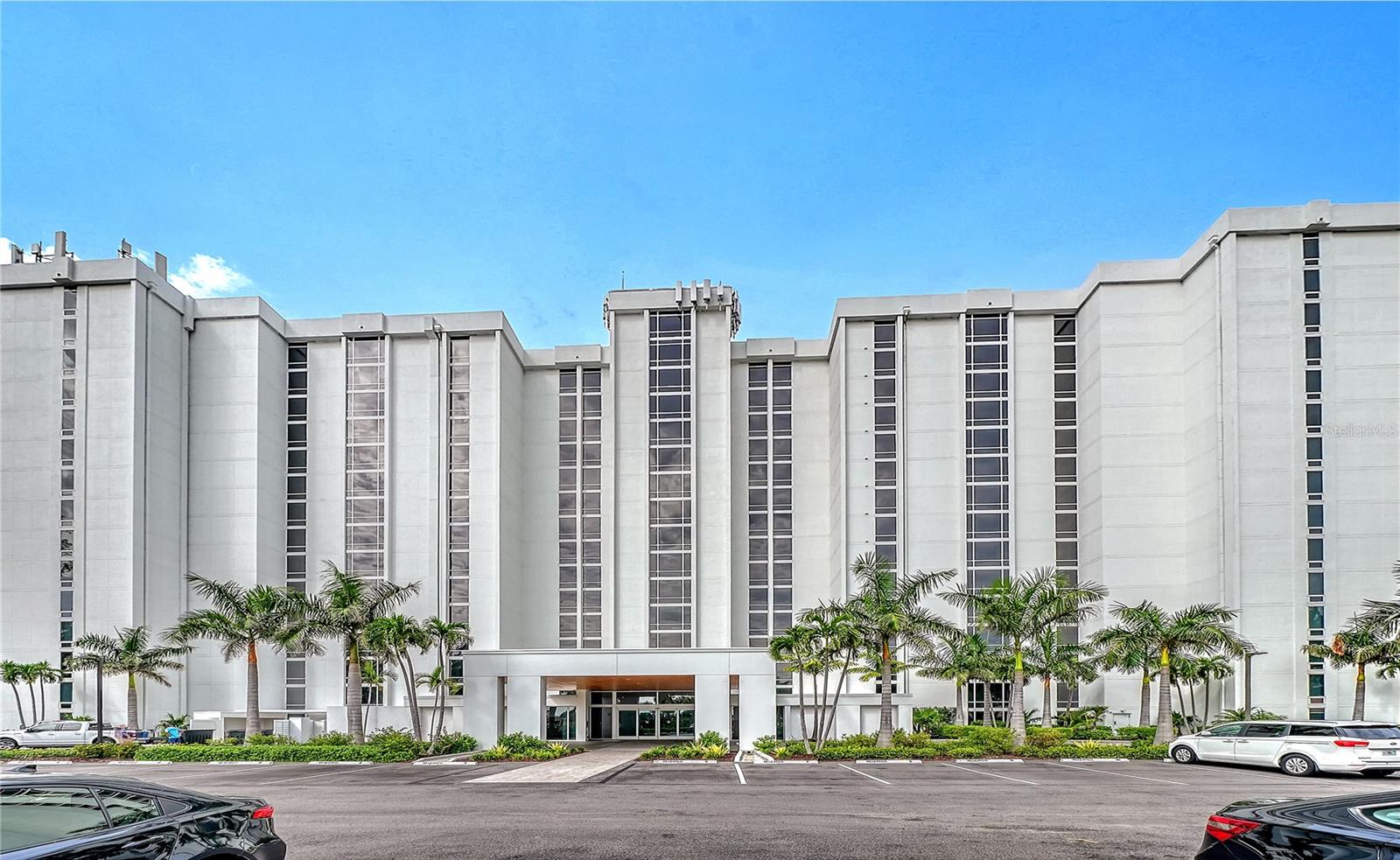 2425 GULF OF MEXICO DR #3A — photo 3