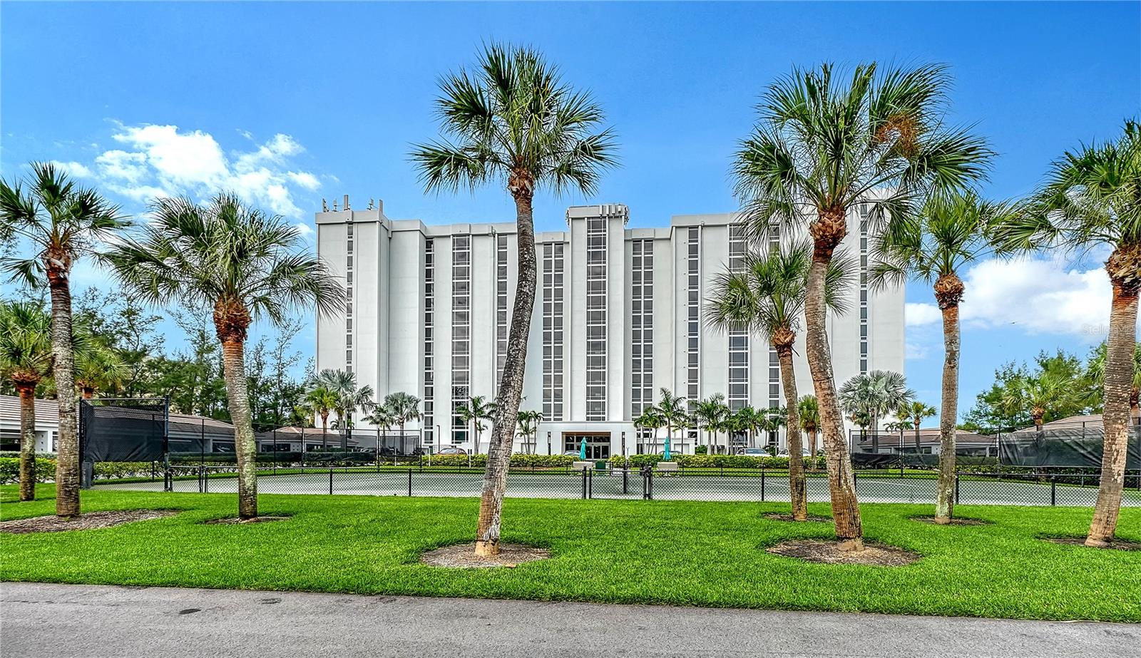 2425 GULF OF MEXICO DR #3A — photo 28