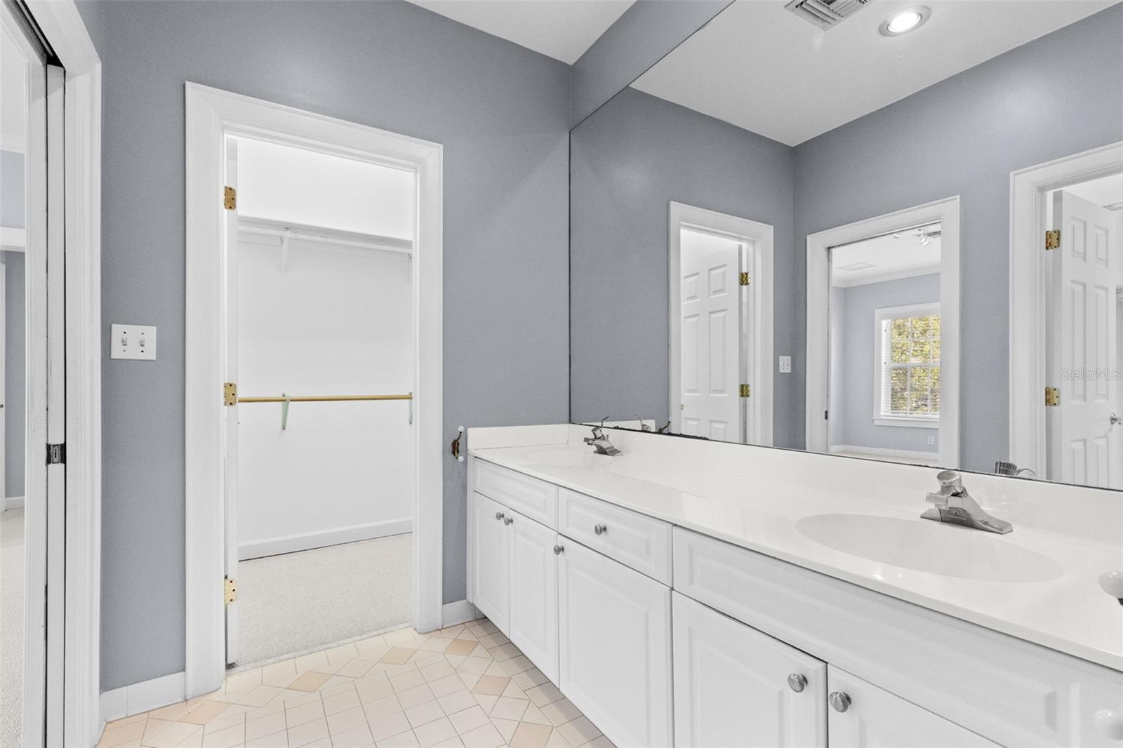 3007 W MASON ST #A — photo 26