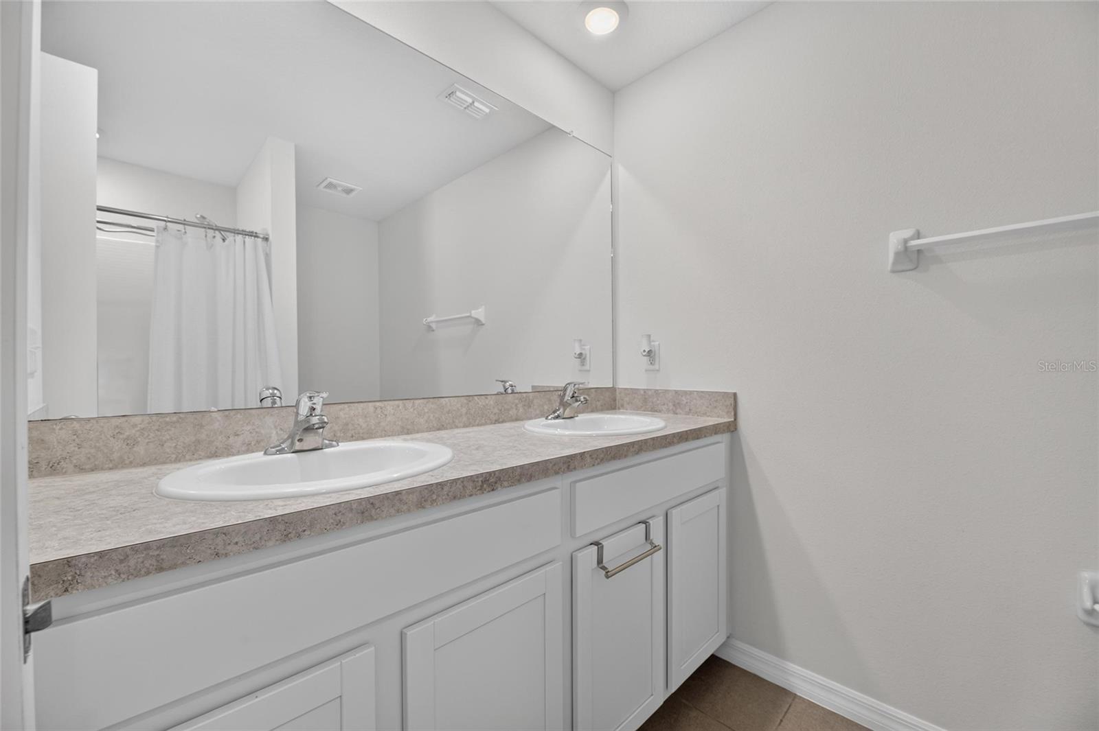 579 OLIVE CONCH ST — photo 33