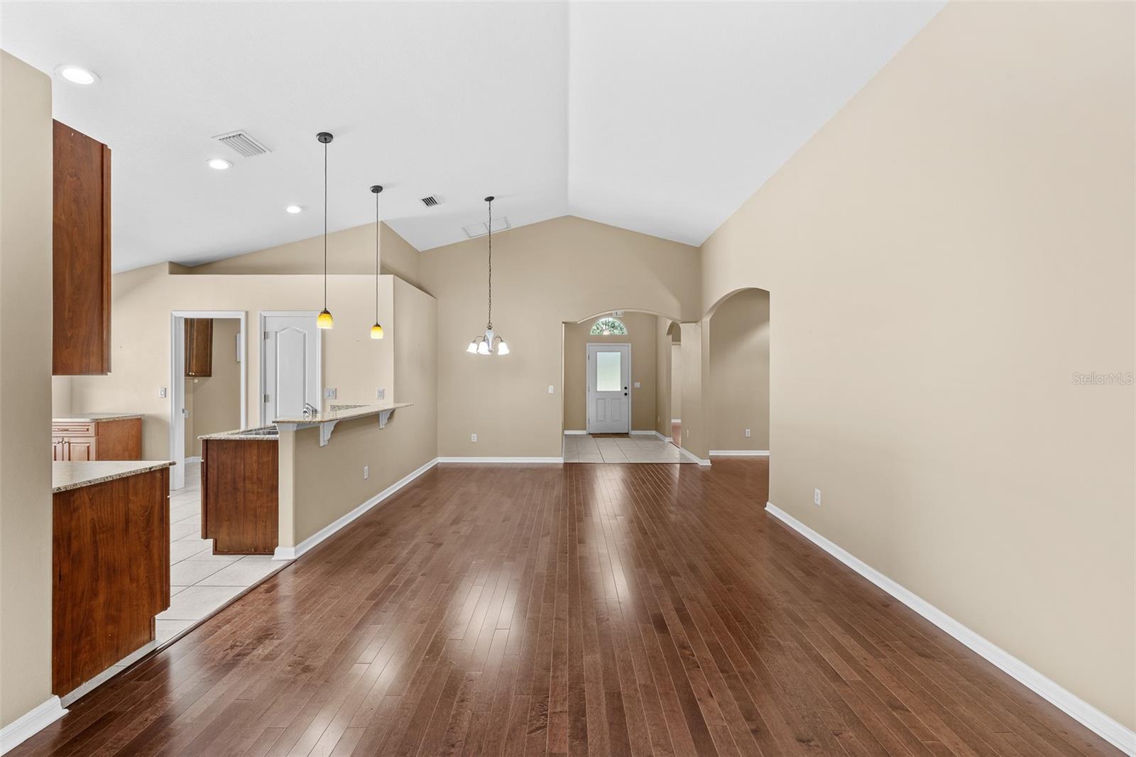 19002 NARIMORE DR — photo 11