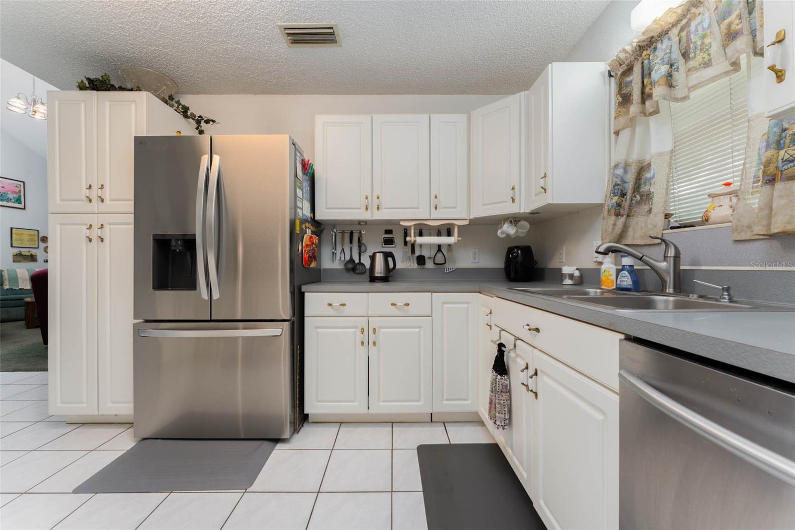 15370 APACHE DR — photo 12