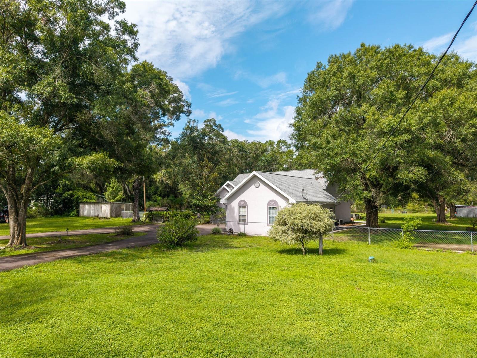 15370 APACHE DR — photo 3