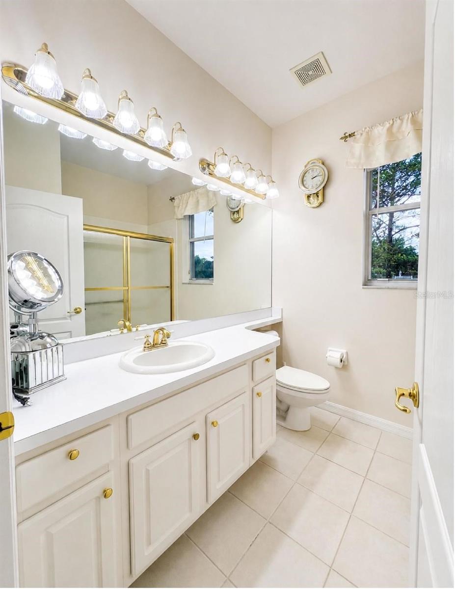 10924 RAIN HOLLOW CT — photo 34