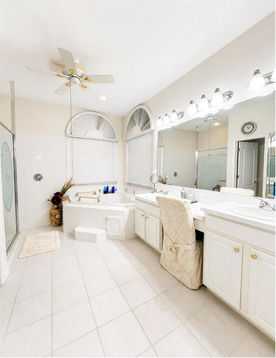 10924 RAIN HOLLOW CT — photo 28
