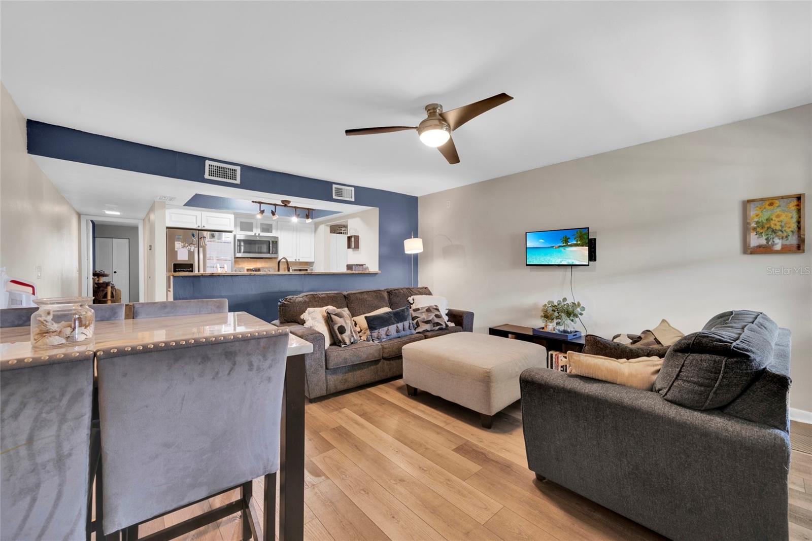 2400 WINDING CREEK BLVD #17-203 — photo 4