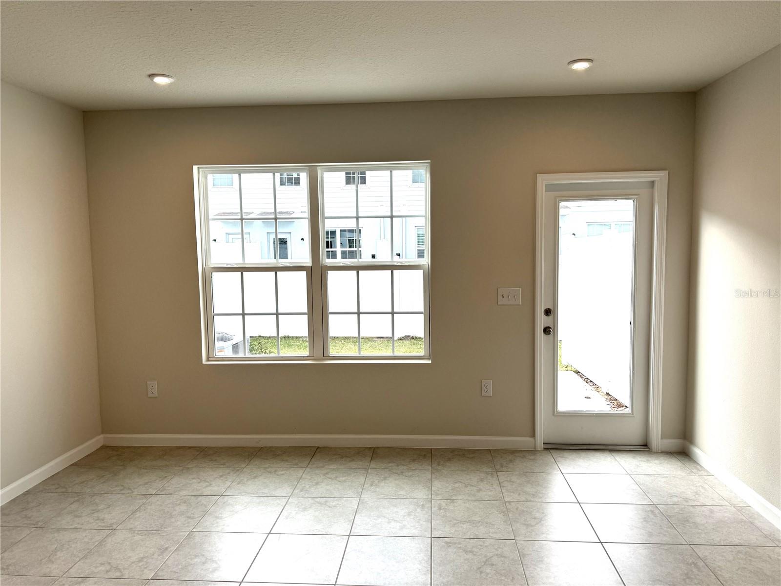 4612 OLD BLUSH ST — photo 2