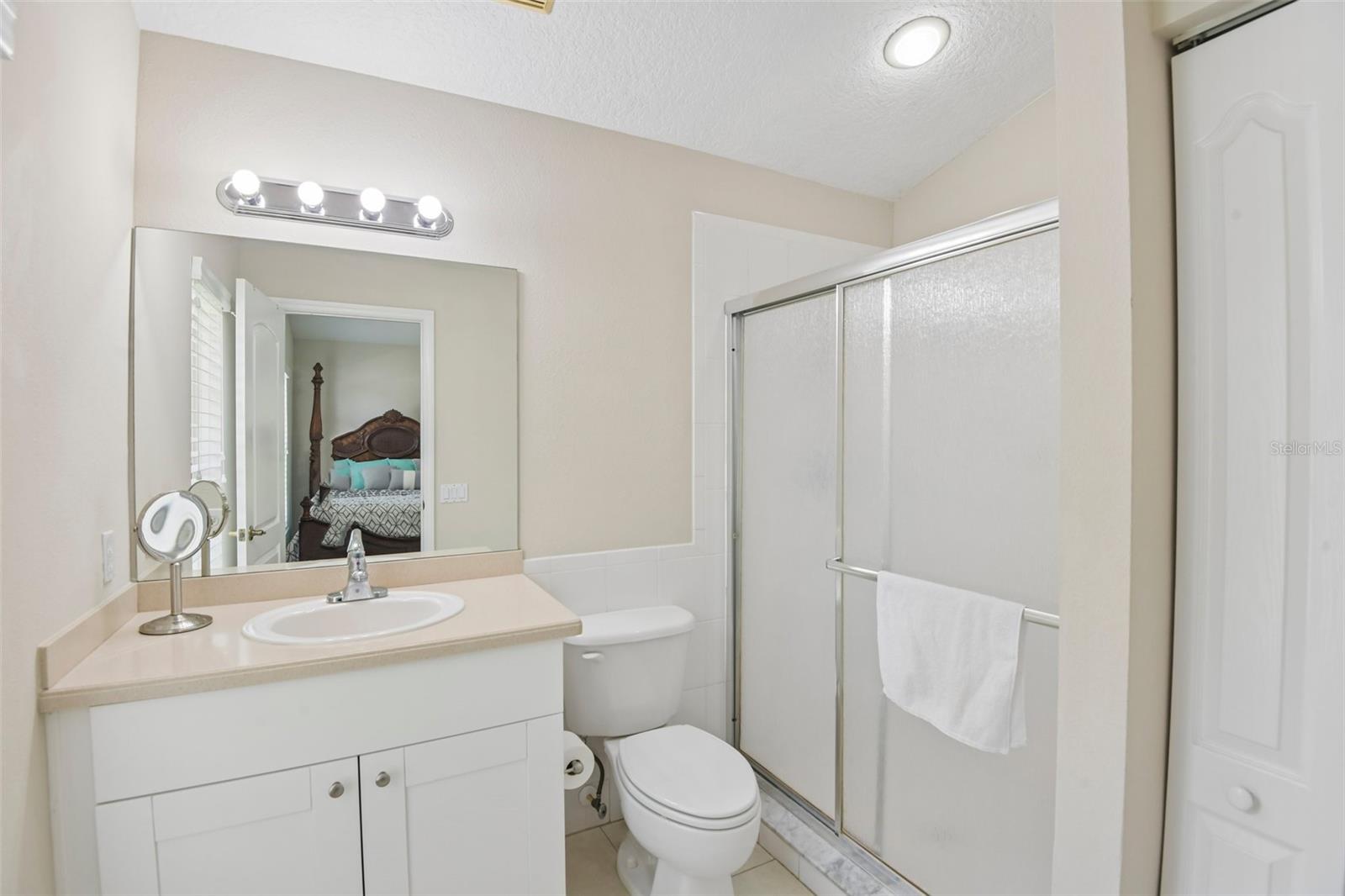 1701 COUNTRY TRAILS DR — photo 18