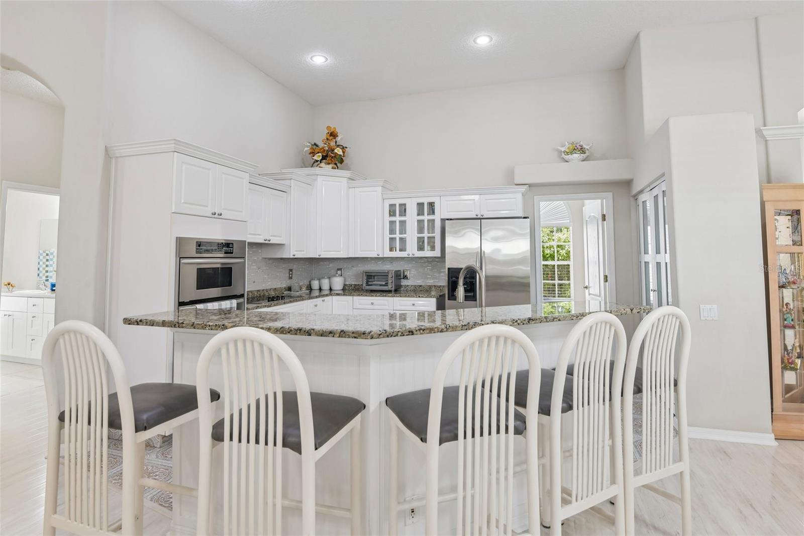 1701 COUNTRY TRAILS DR — photo 11