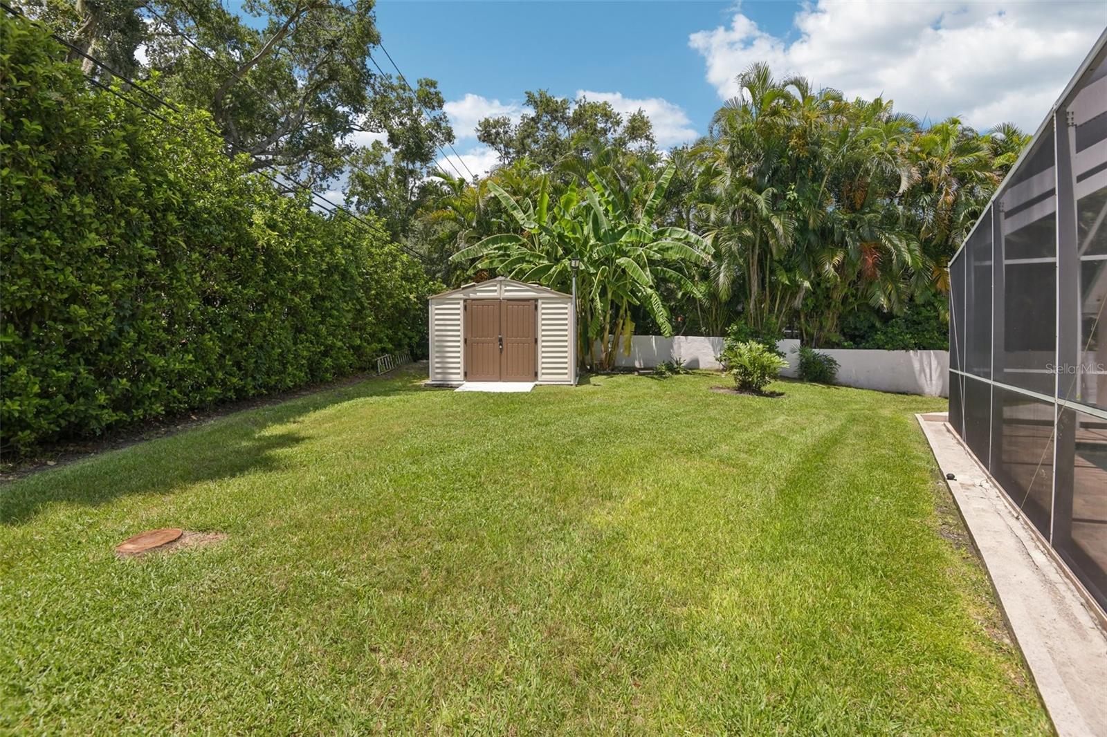 1701 COUNTRY TRAILS DR — photo 31