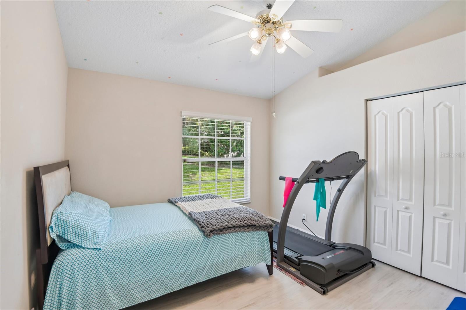 1701 COUNTRY TRAILS DR — photo 20