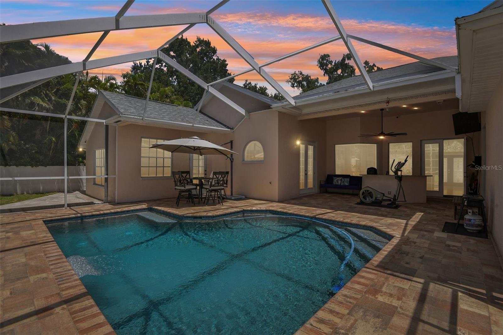 1701 COUNTRY TRAILS DR — photo 38