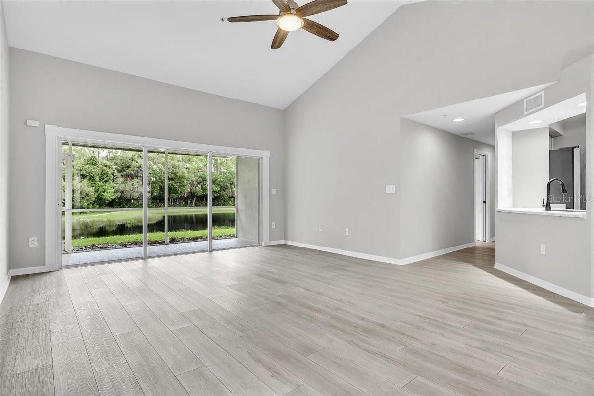 7146 STRAND CIR — photo 2