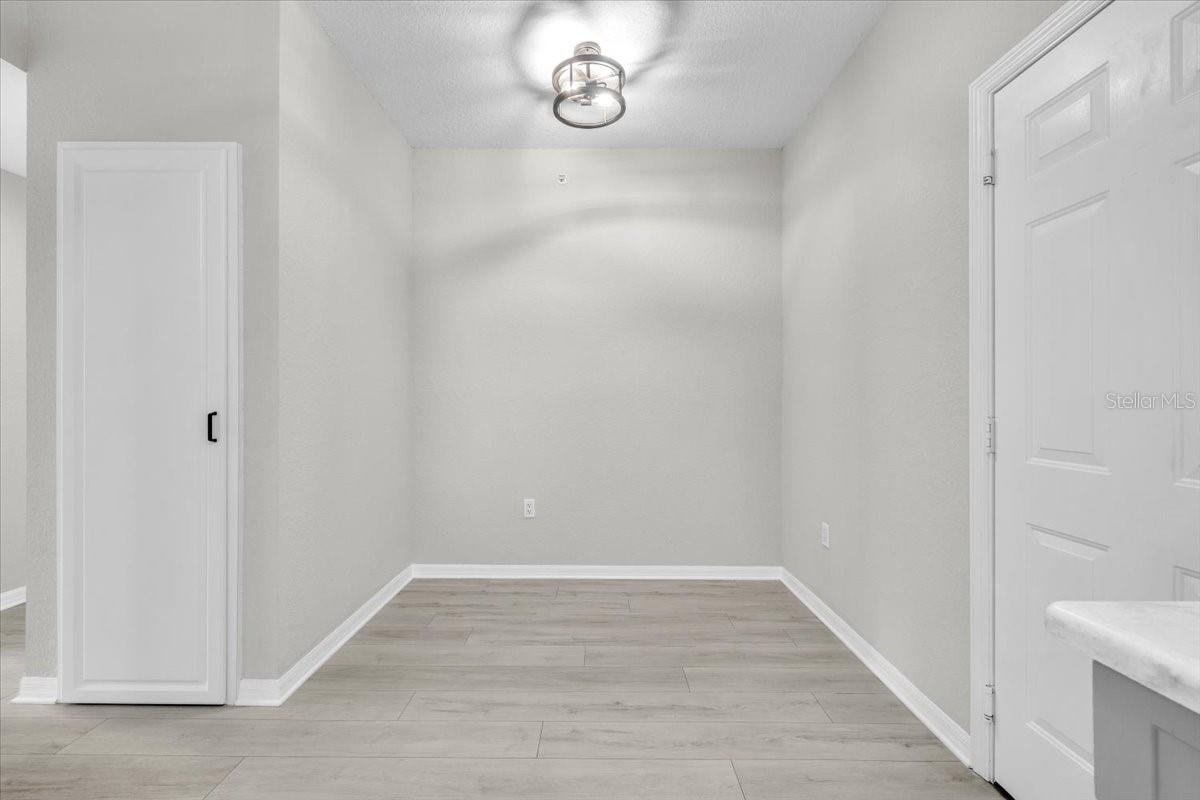 7146 STRAND CIR — photo 14
