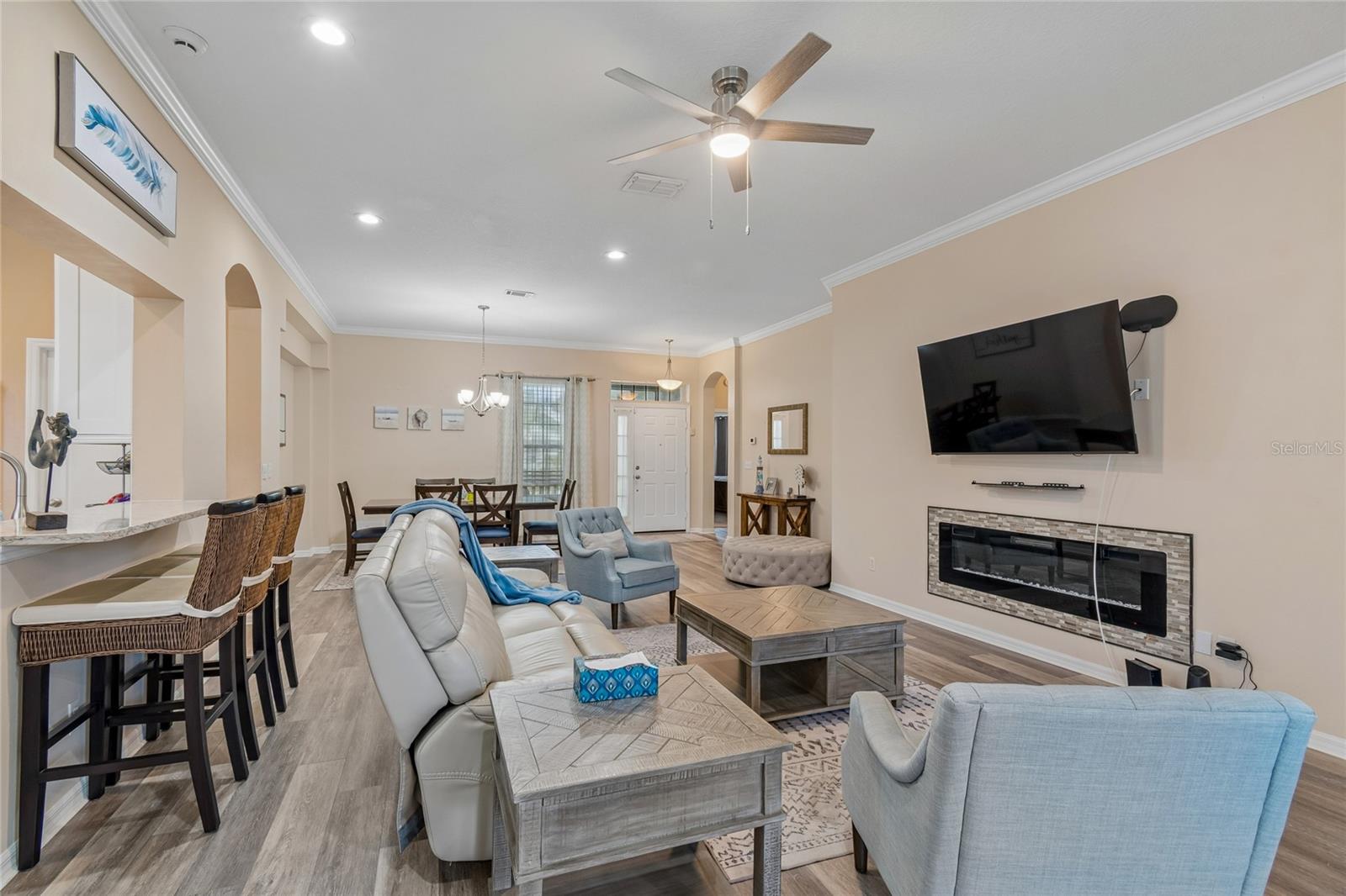 1119 VILLEROY DR — photo 26