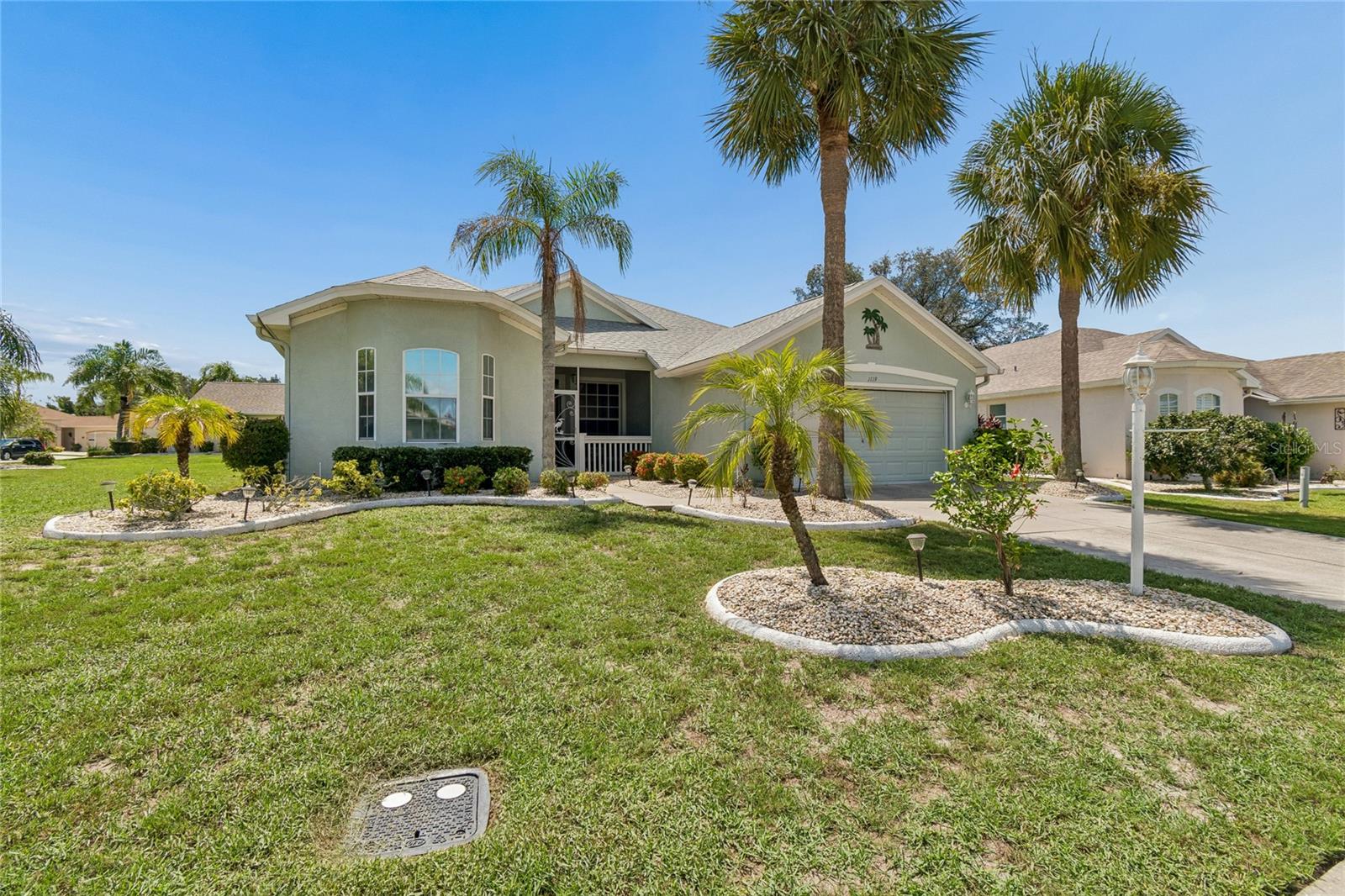 1119 VILLEROY DR — photo 2