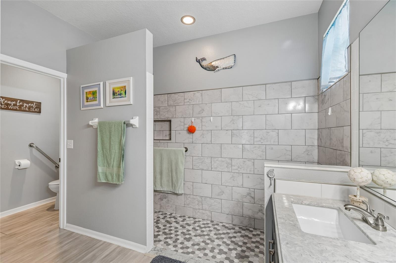 1119 VILLEROY DR — photo 36