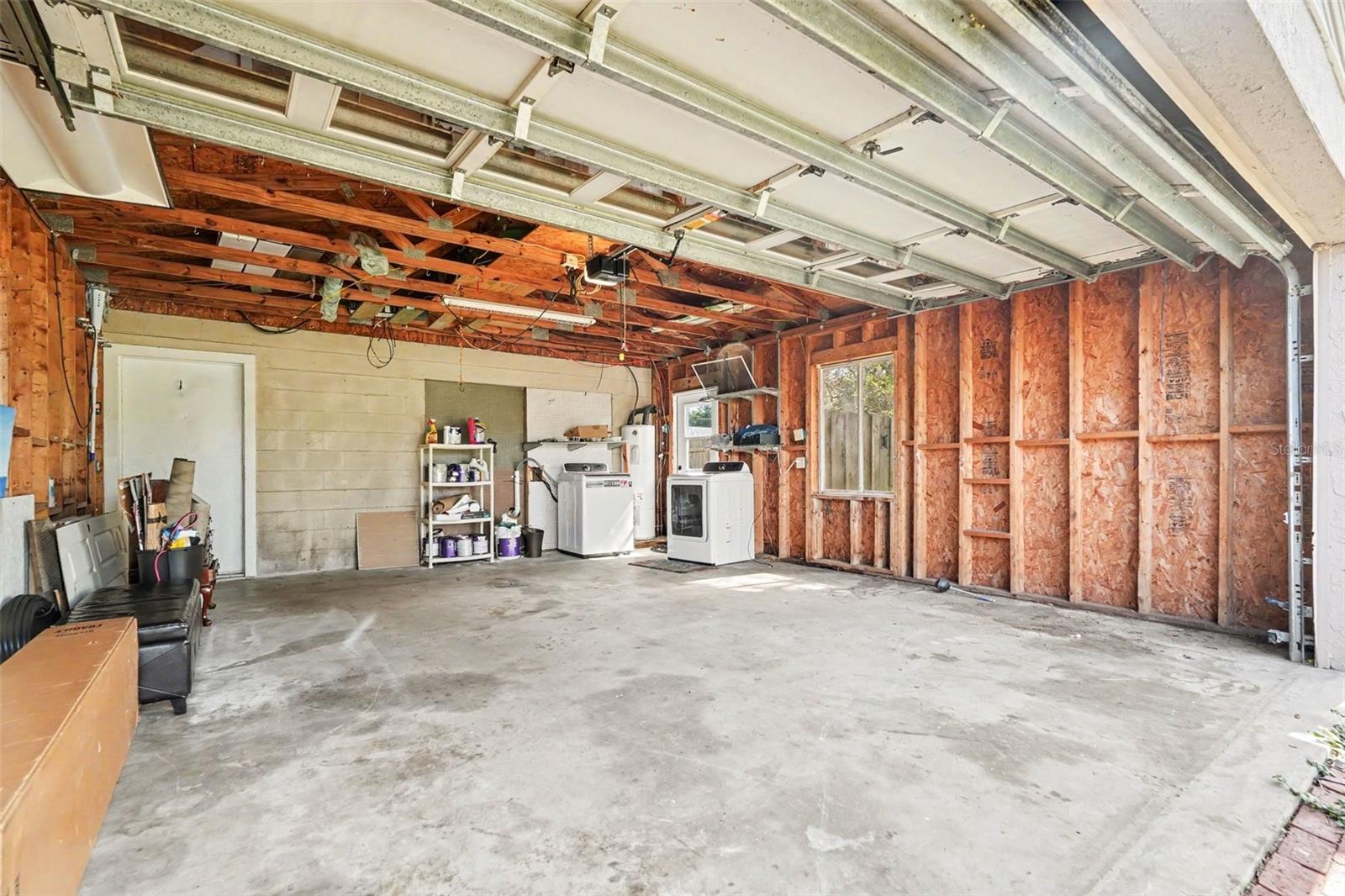 805 W COLLEGE AVE — photo 28