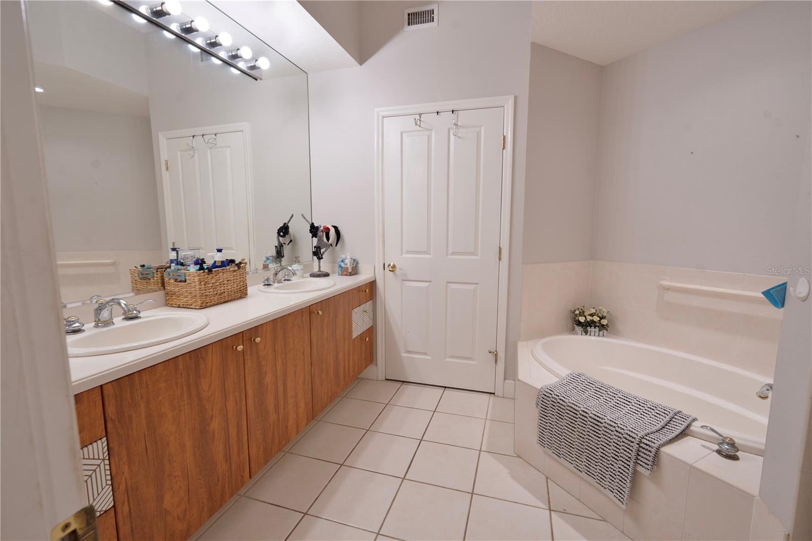 7492 BOTANICA PKWY #102 — photo 39