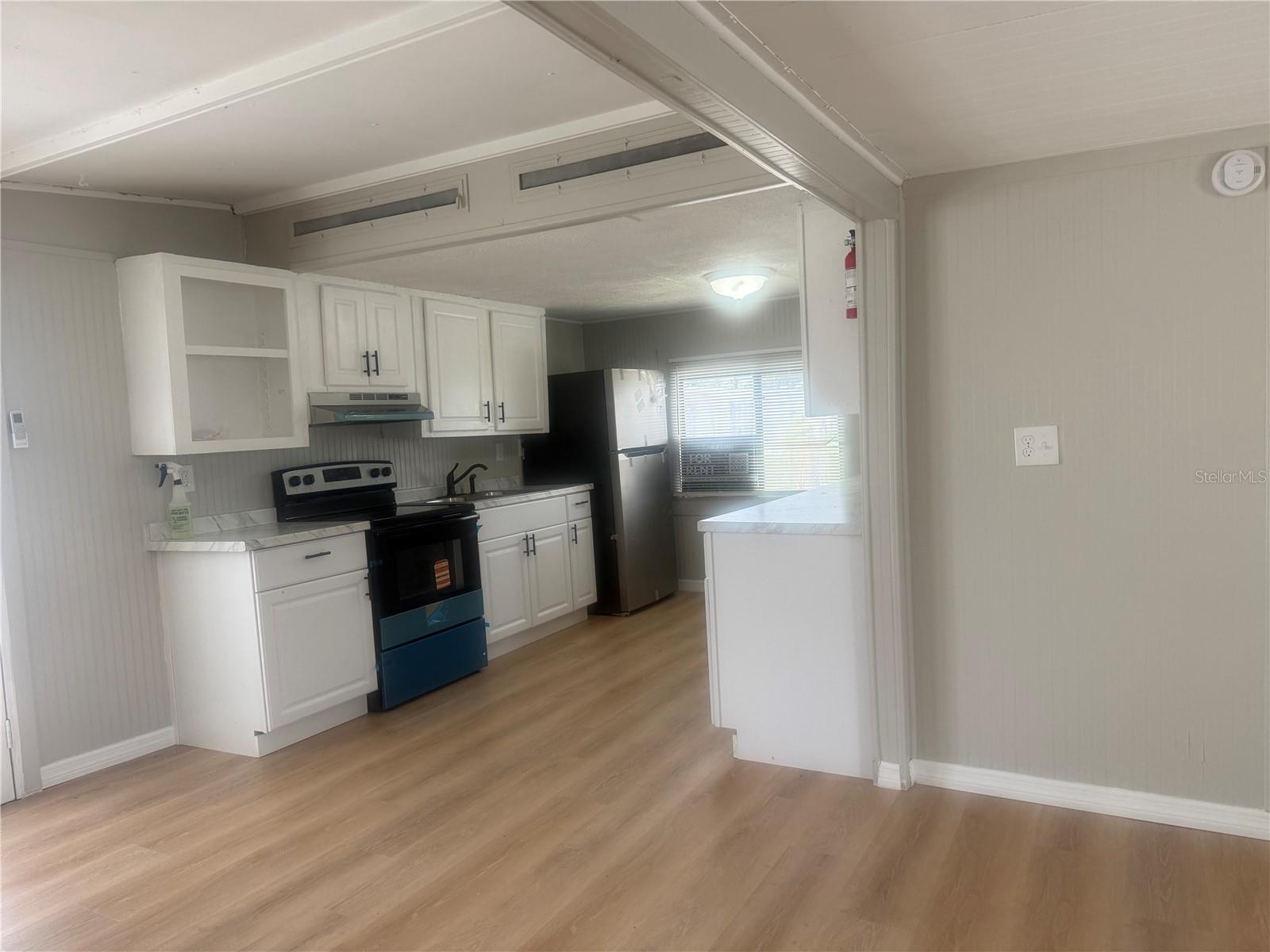 512 51ST AVENUE DR W — photo 5