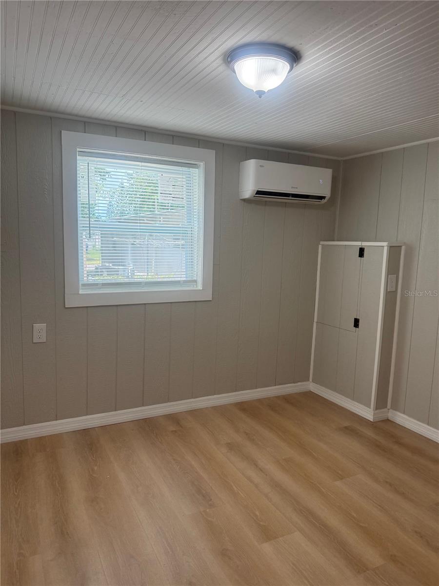 512 51ST AVENUE DR W — photo 28