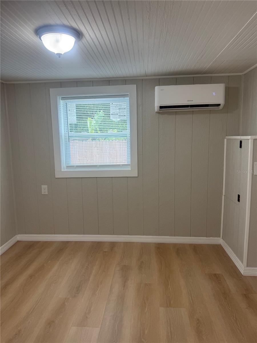 512 51ST AVENUE DR W — photo 29
