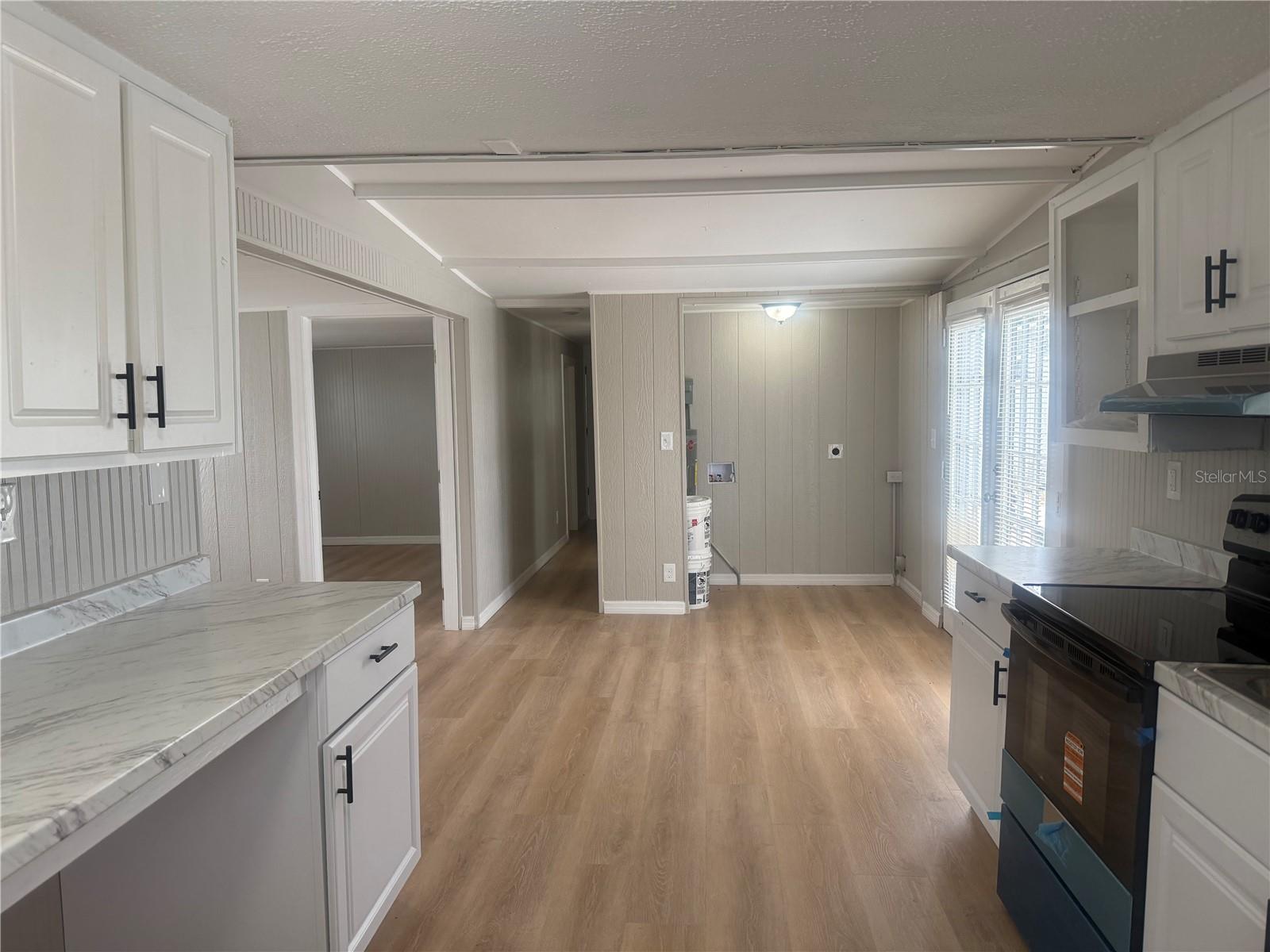 512 51ST AVENUE DR W — photo 17