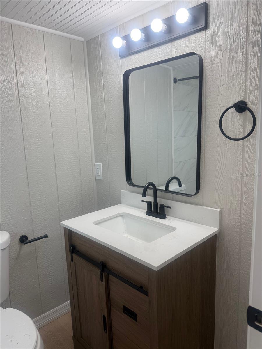 512 51ST AVENUE DR W — photo 31