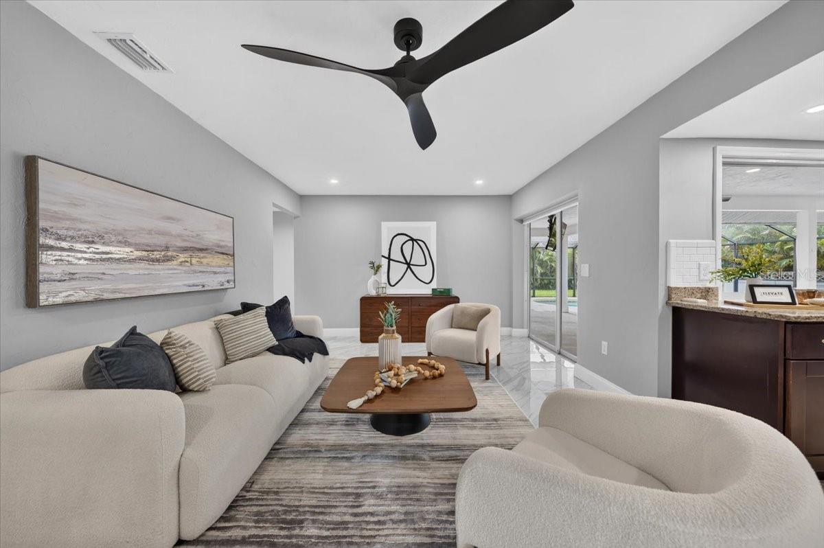 100 MATISSE CIR W — photo 28