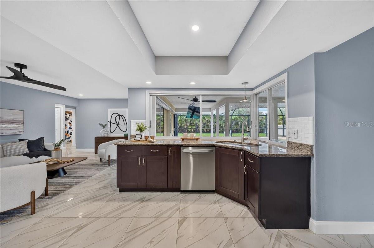 100 MATISSE CIR W — photo 20