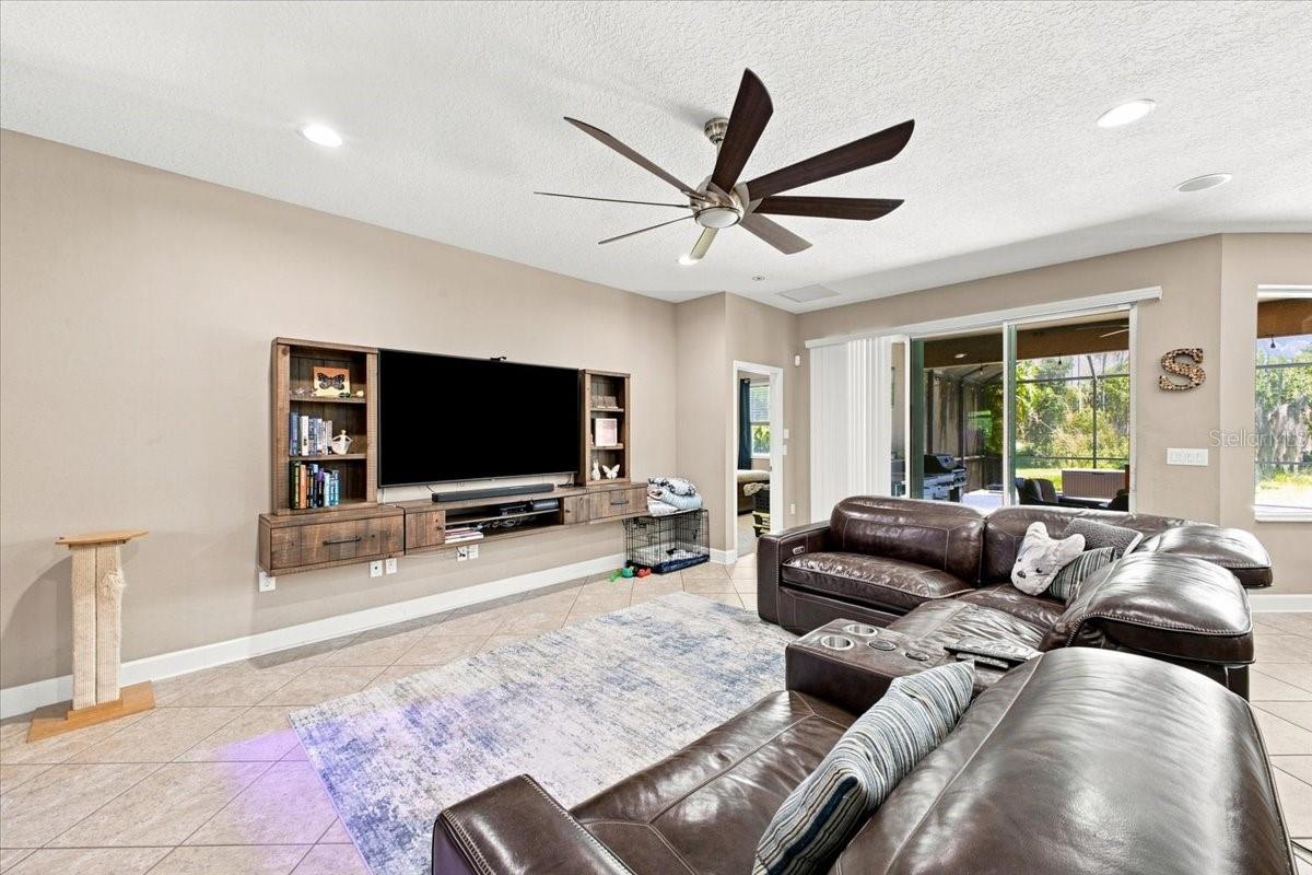 4958 60TH AVENUE CIR E — photo 11