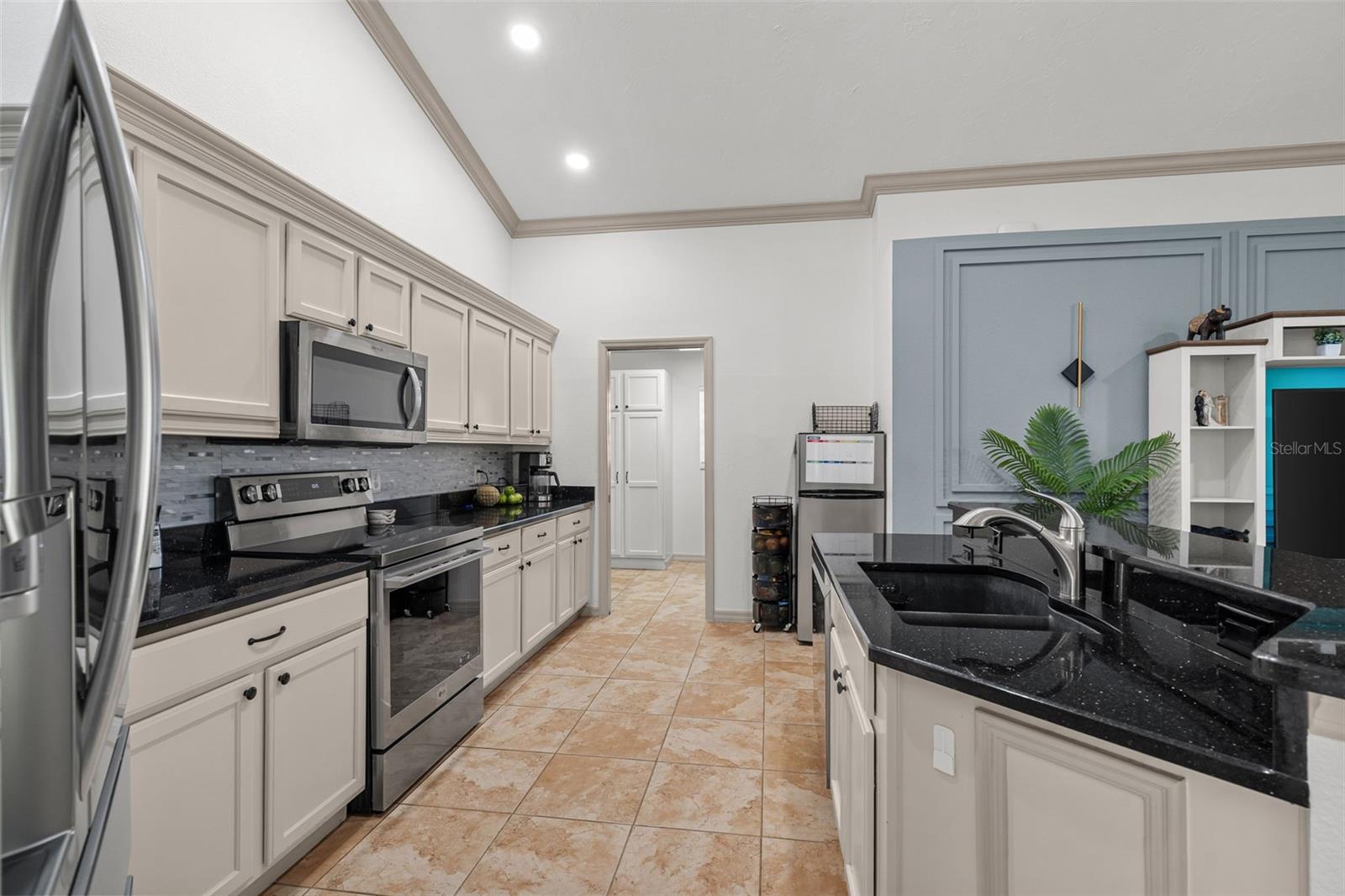 3333 YONGE AVE #13 — photo 9