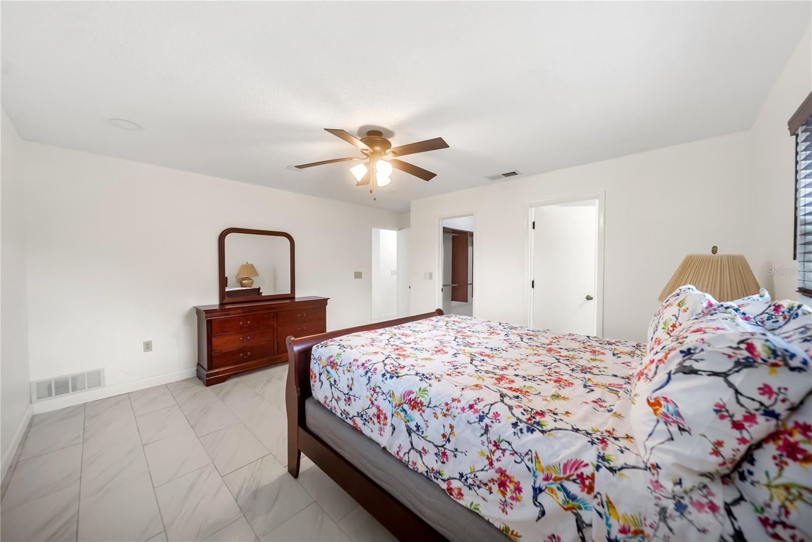 112 WOODINGHAM DR — photo 12