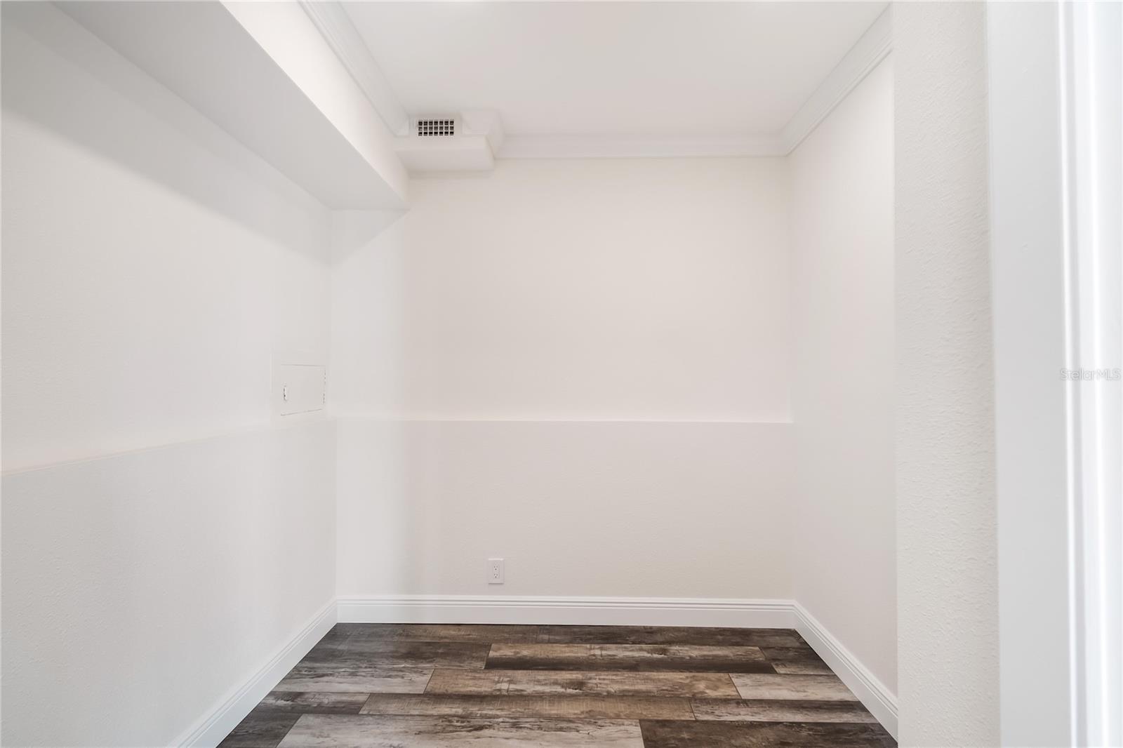 31 ISLAND WAY #703 — photo 24