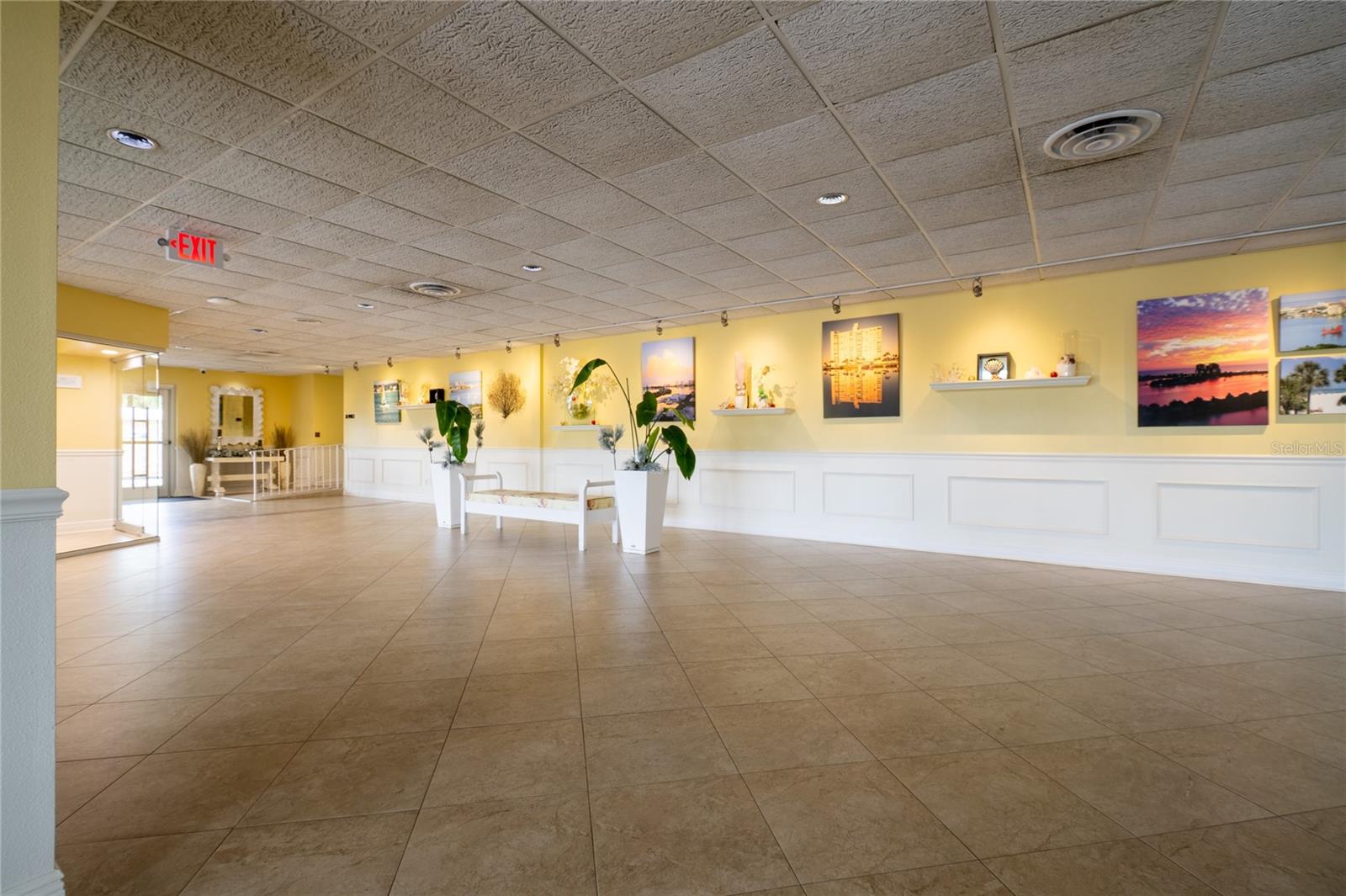 31 ISLAND WAY #703 — photo 4
