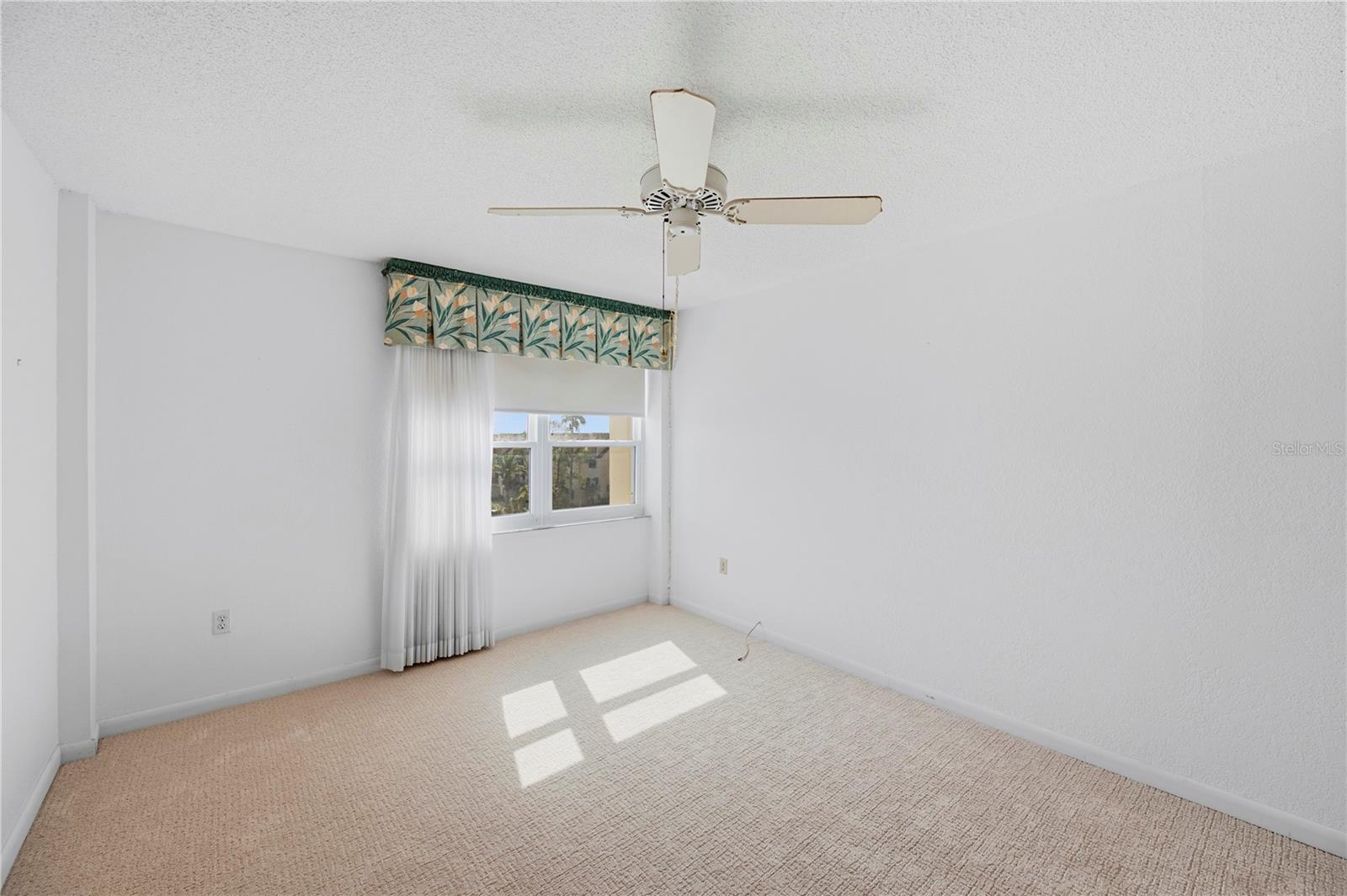 400 ISLAND WAY #411 — photo 12