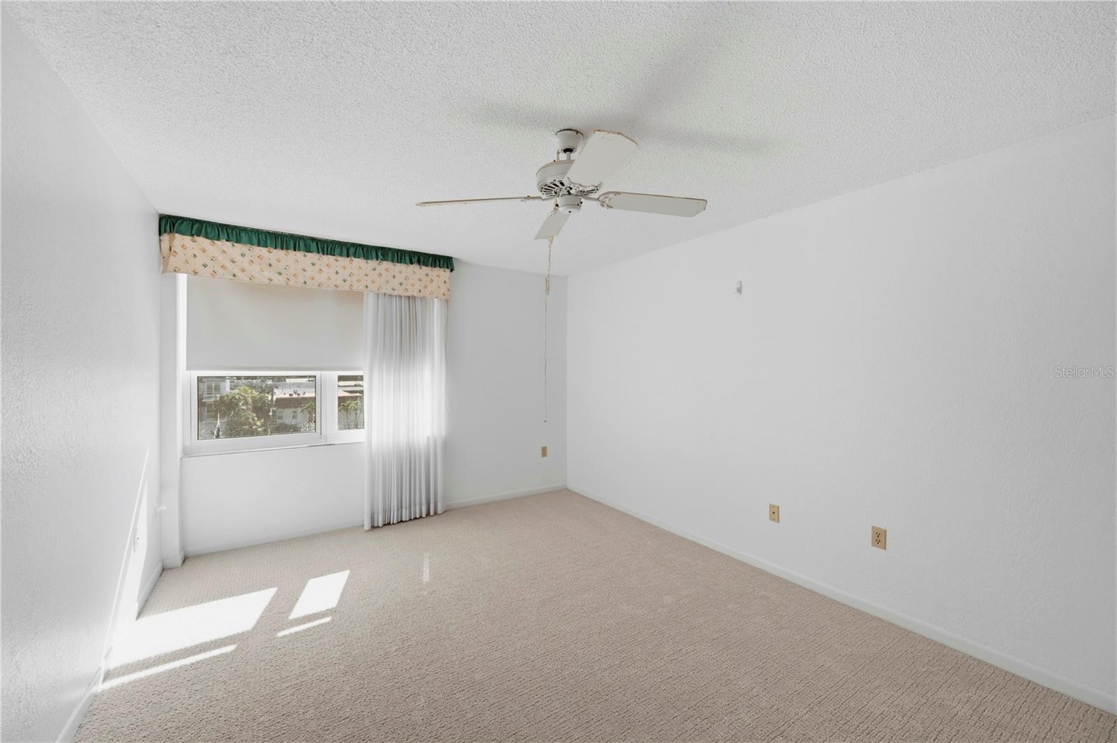 400 ISLAND WAY #411 — photo 15