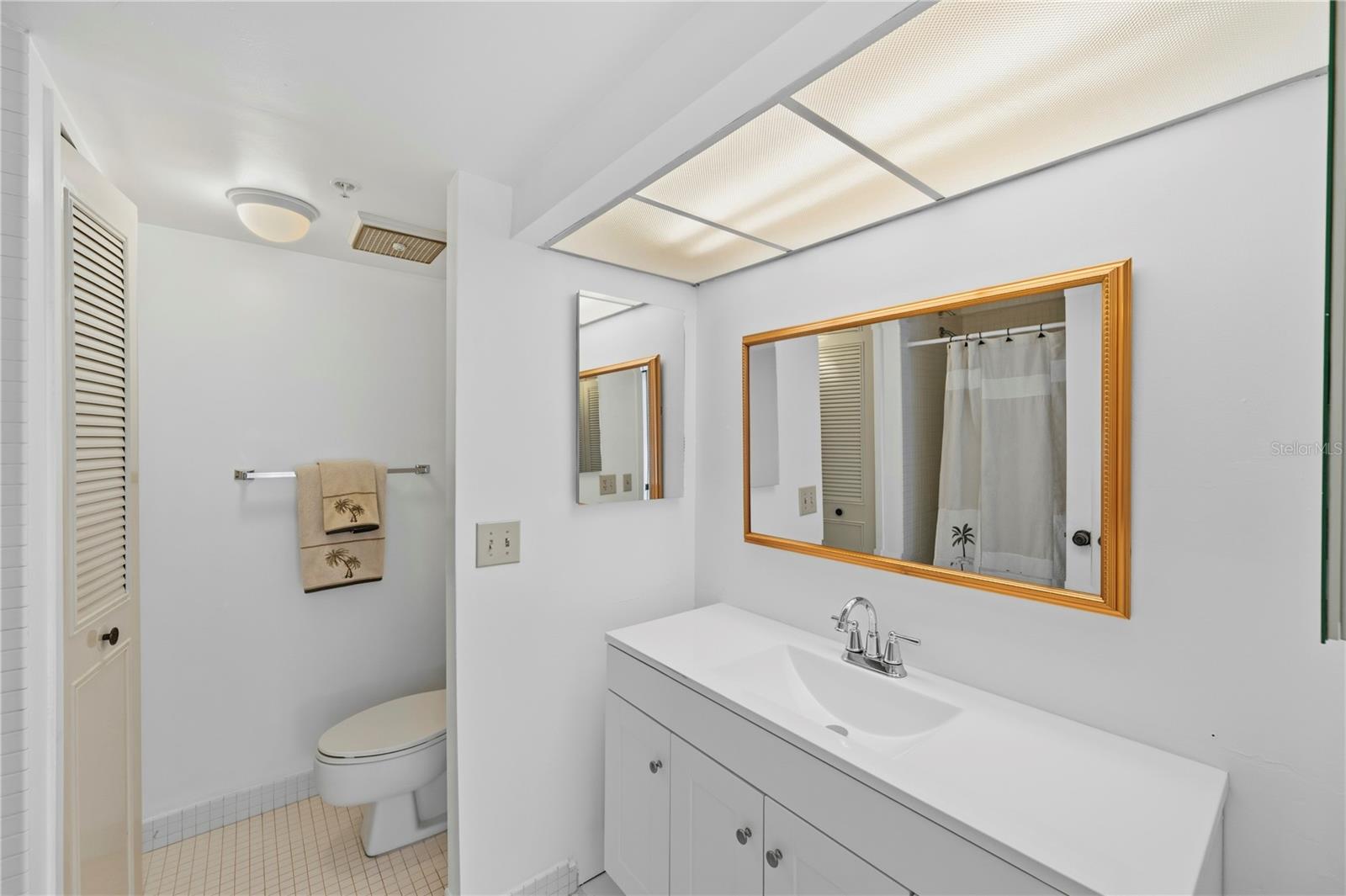 400 ISLAND WAY #411 — photo 18