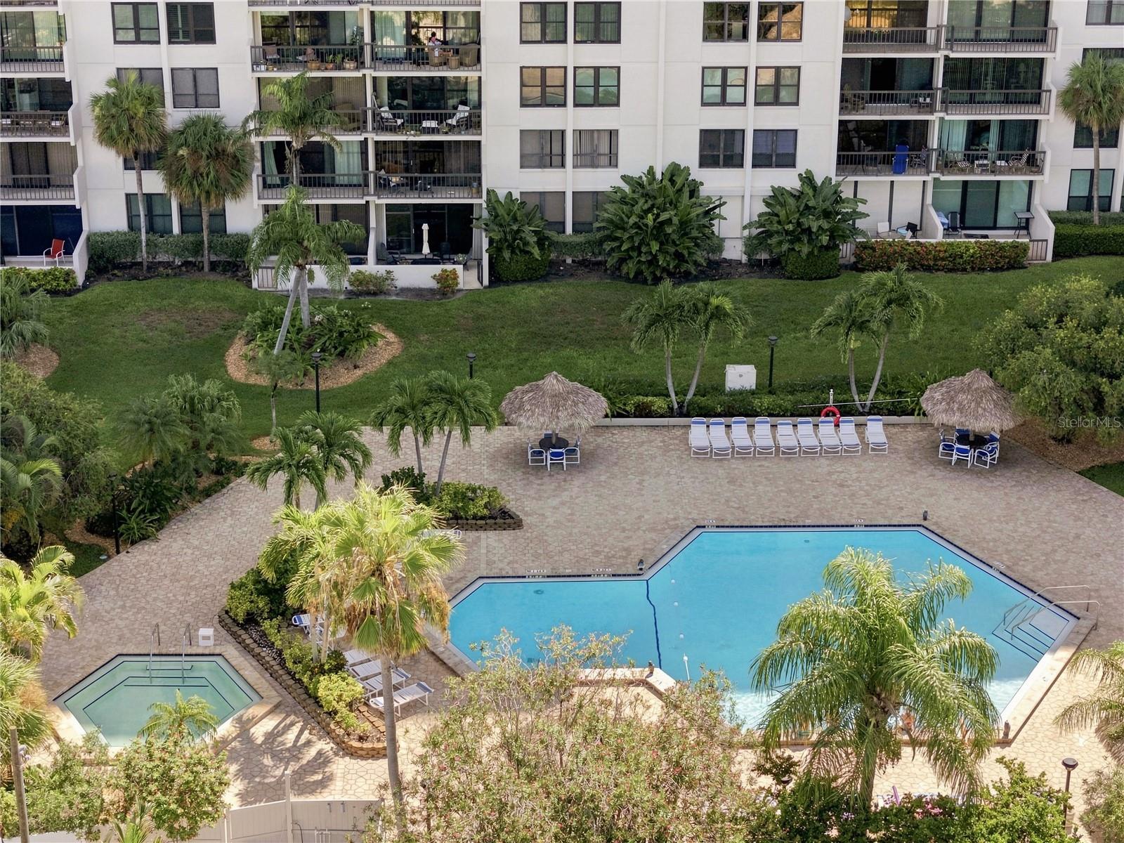 400 ISLAND WAY #411 — photo 4