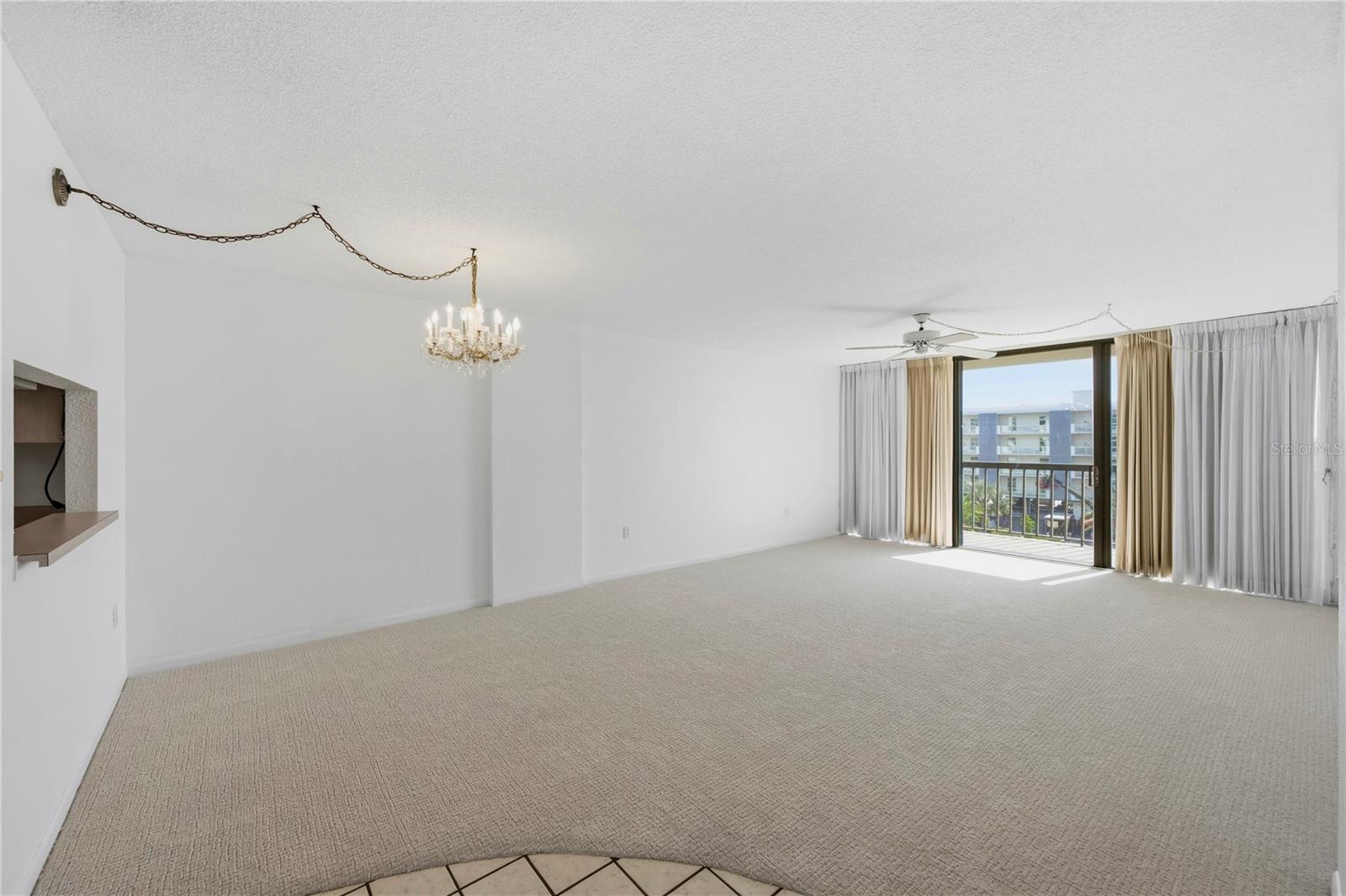 400 ISLAND WAY #411 — photo 9