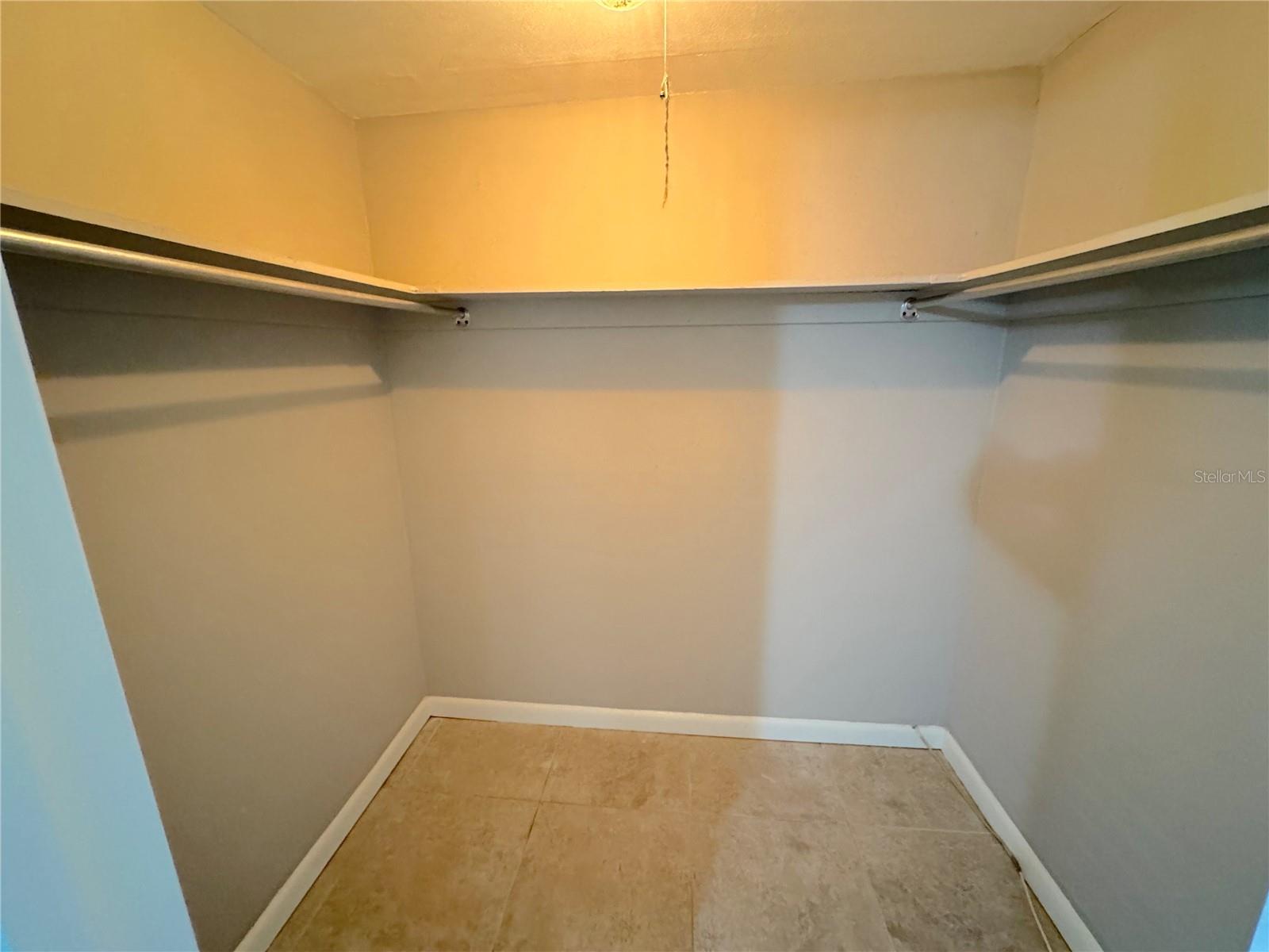 3883 HAWKEYE CIR — photo 11