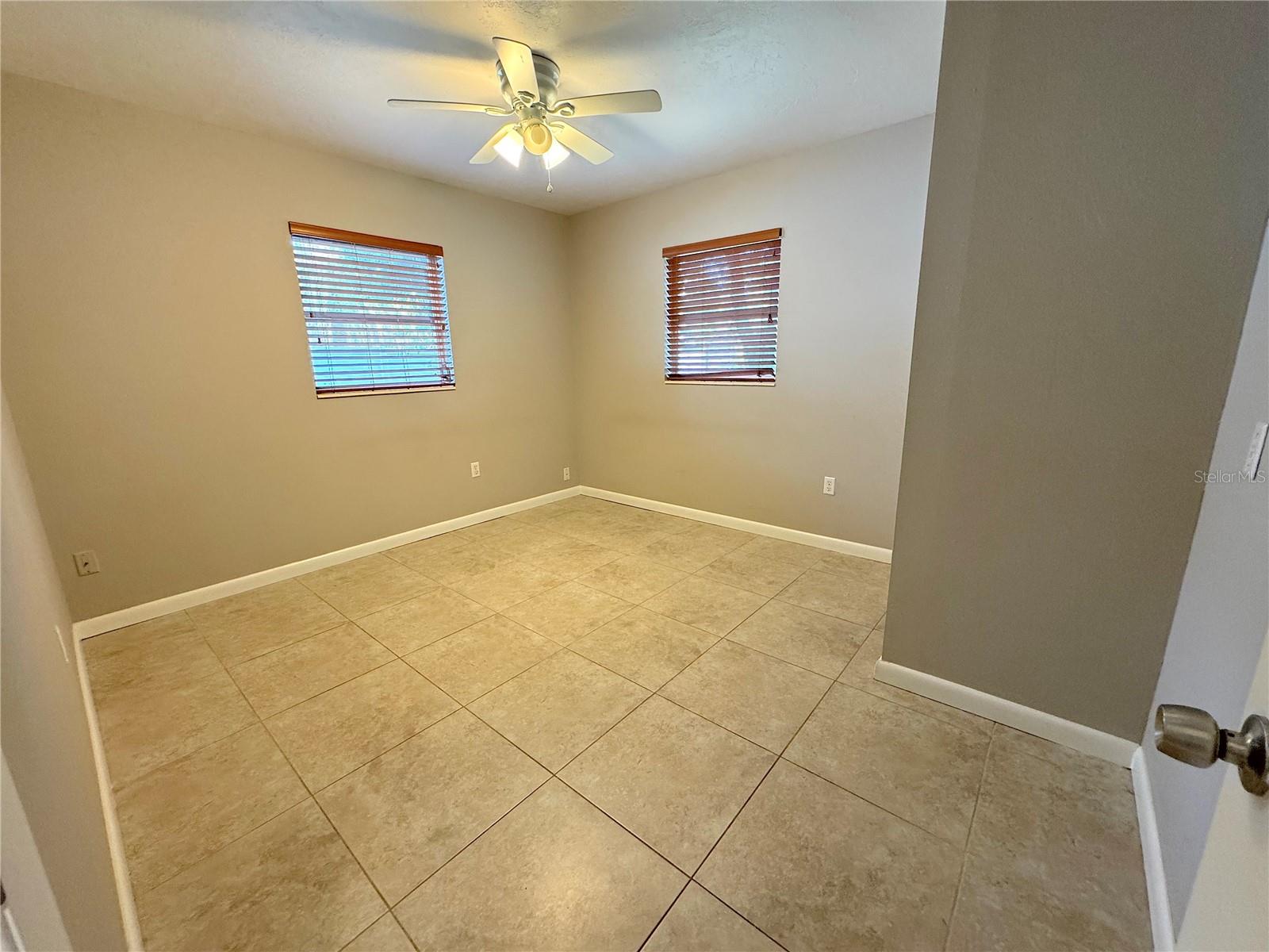 3883 HAWKEYE CIR — photo 13