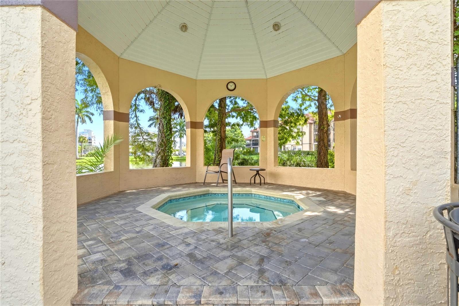 2400 FEATHER SOUND DR #427 — photo 24