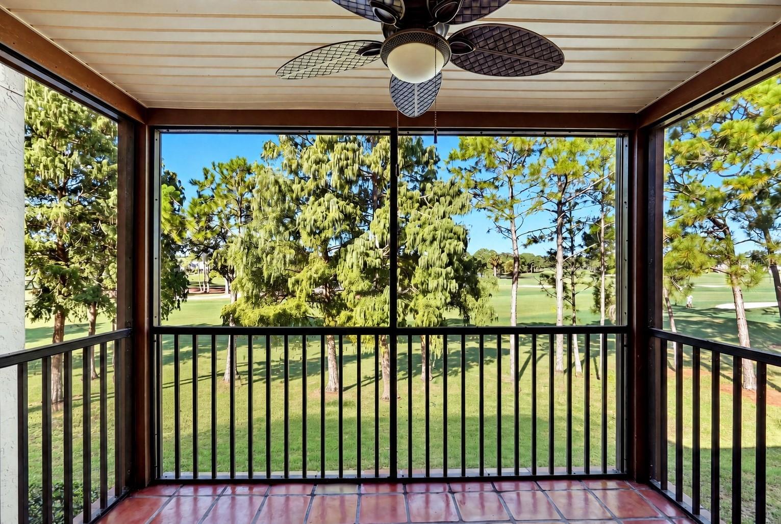 2400 FEATHER SOUND DR #427 — photo 12