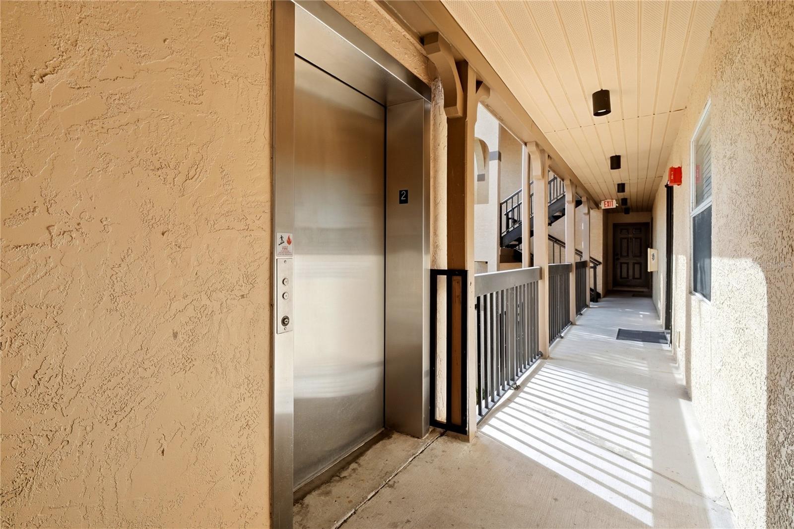 2400 FEATHER SOUND DR #427 — photo 22