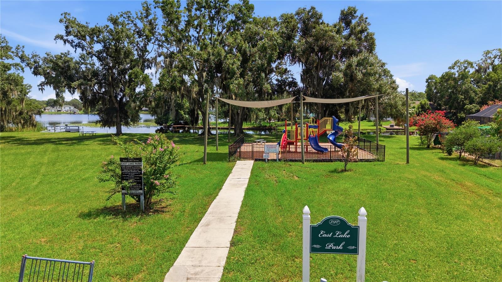 22506 SHORESIDE DR — photo 18