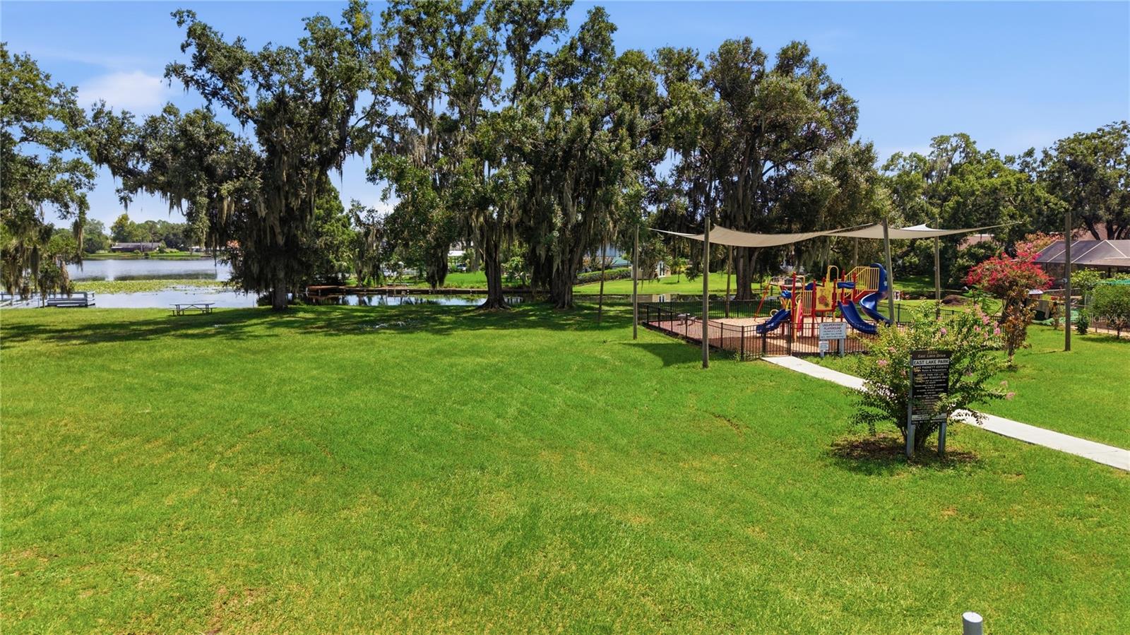 22506 SHORESIDE DR — photo 19