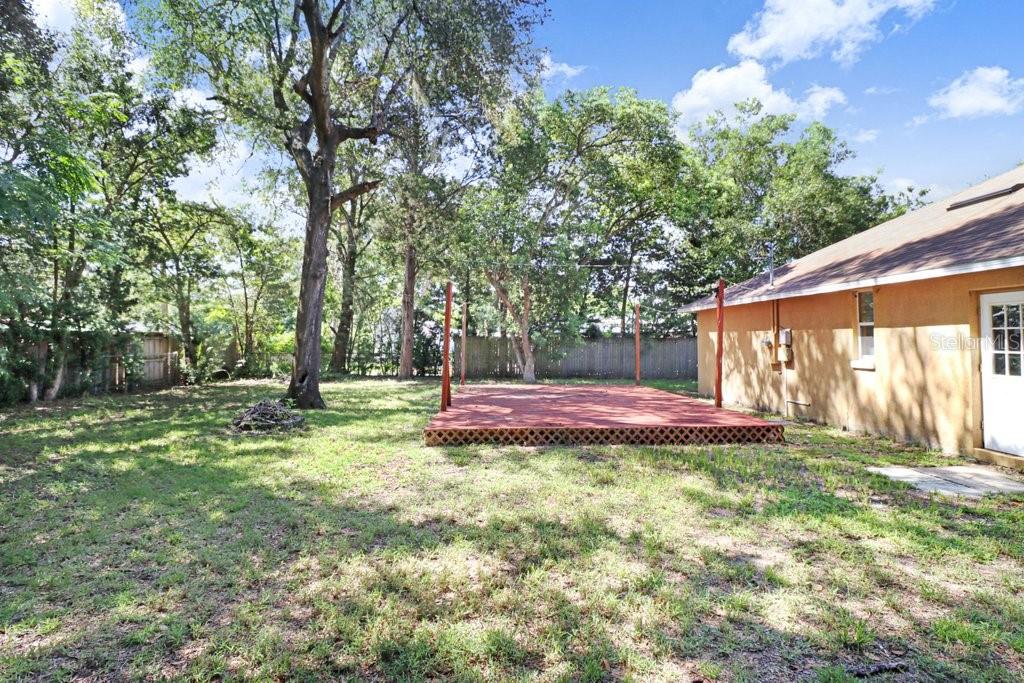 1131 DOGWOOD AVE — photo 26