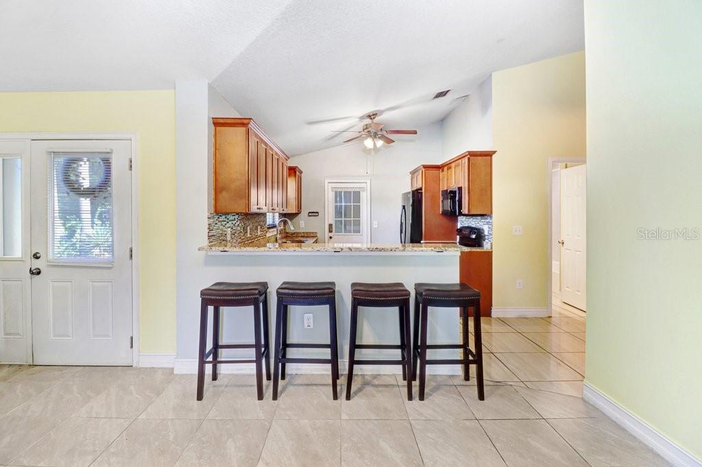1131 DOGWOOD AVE — photo 8