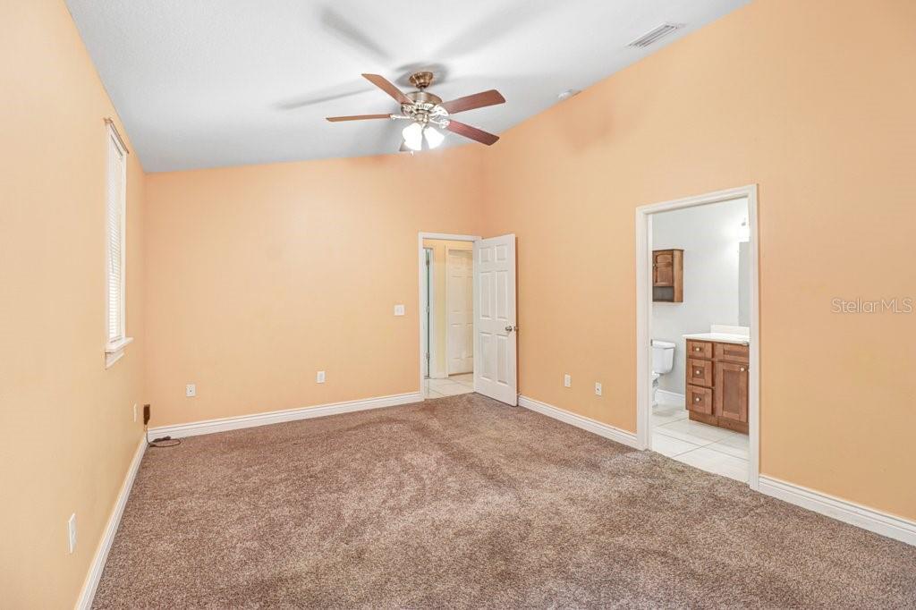1131 DOGWOOD AVE — photo 15
